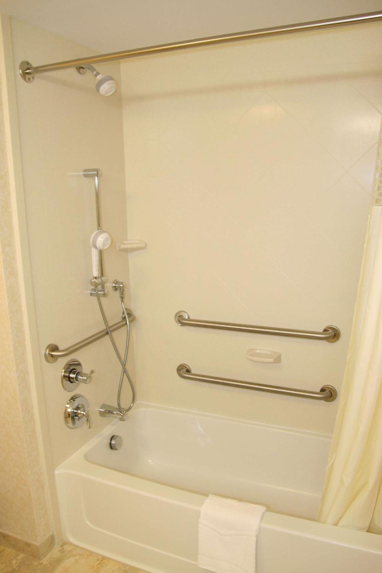 Hampton Inn Warrenton, Va Номер фото