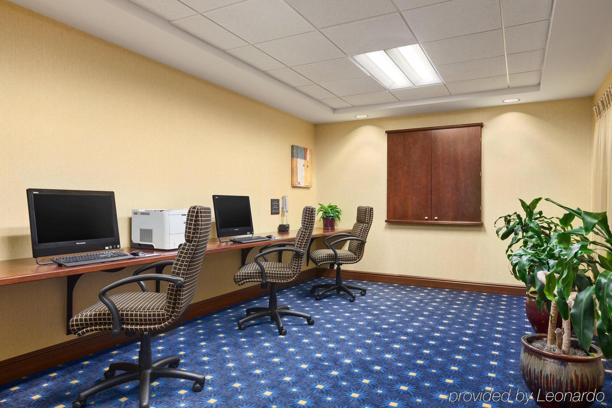 Hampton Inn Warrenton, Va Экстерьер фото